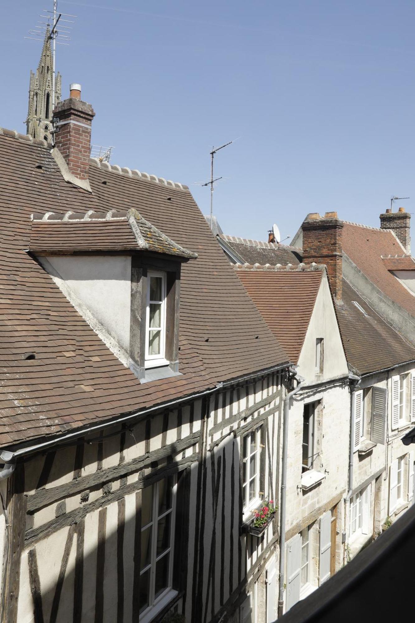 Appartements 4 Vents By La Boite En Plus 桑利斯 外观 照片